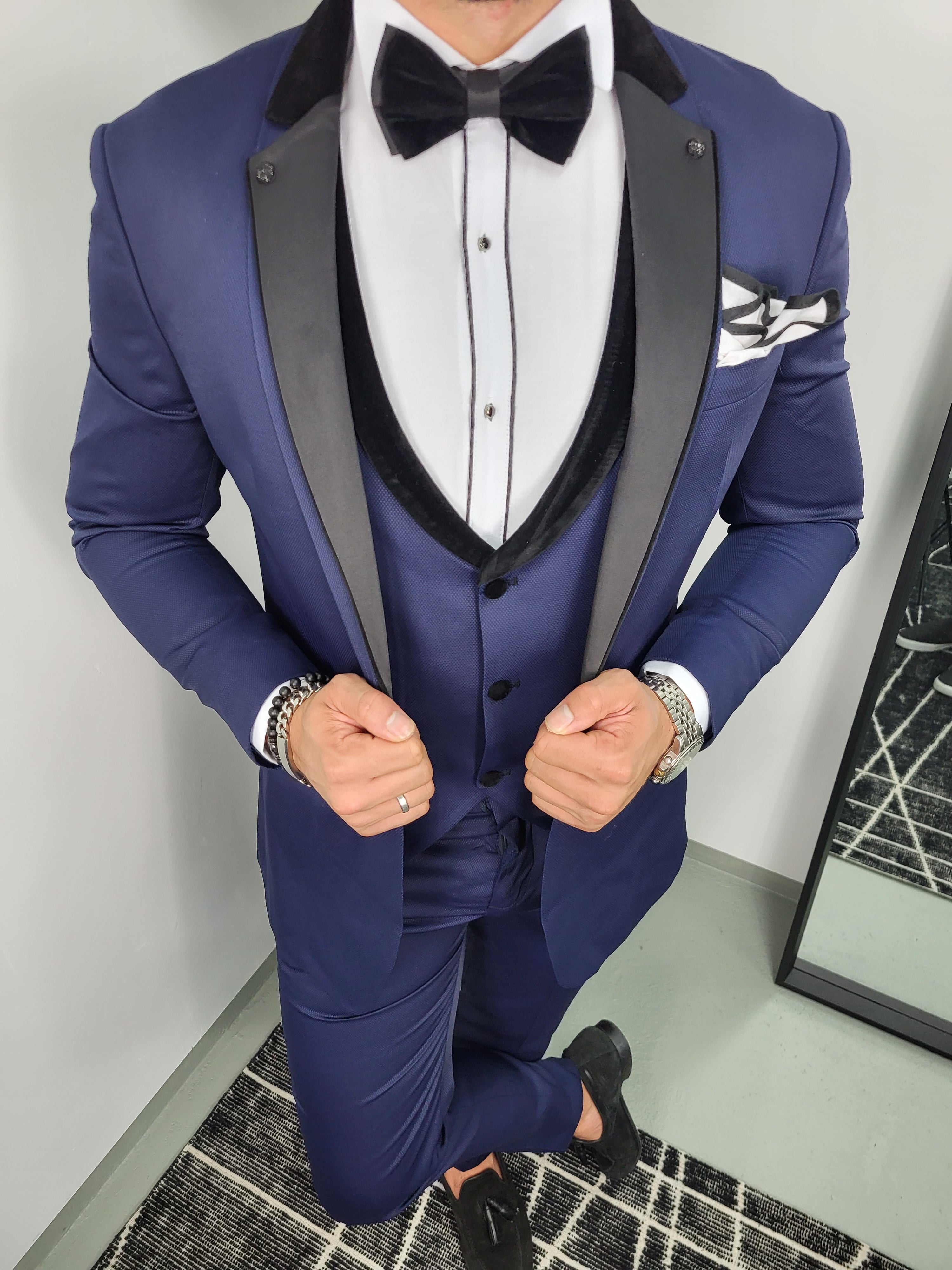 Allthemen Heren 3-delig Stretch Zakelijk Kostuum, 2-knops Klassiek Kostuum, Blazer, Vest, Broek, Lichtgrijs, M Allthemen Heren 3-delig Stretch Zakelijk Kostuum, 2-knops Klassiek Kostuum, Blazer, Vest, Broek, Lichtgrijs, M