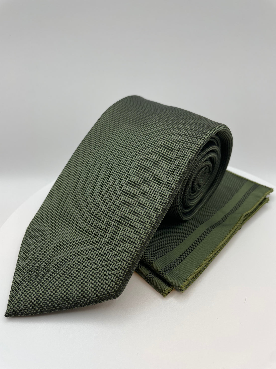 Donker Olijf Groen Klassiek - Stropdas en Pochet - Model SP1044